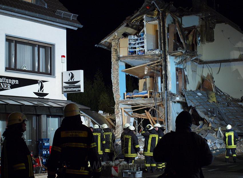 Hausexplosion Bruehl bei Koeln Pingsdorferstr P163.JPG